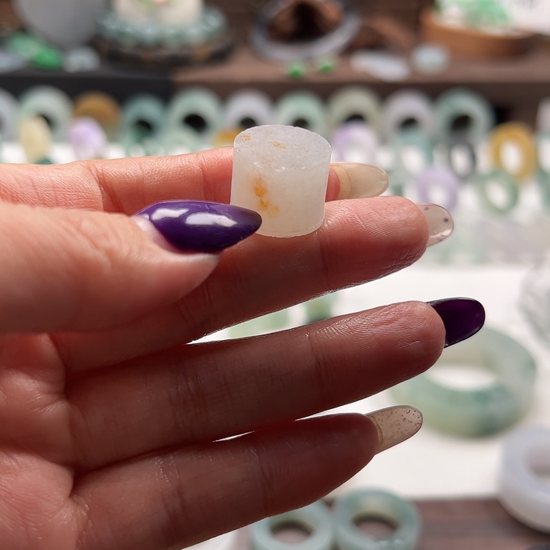 b***ᐝ定制翡翠未镶嵌翡翠