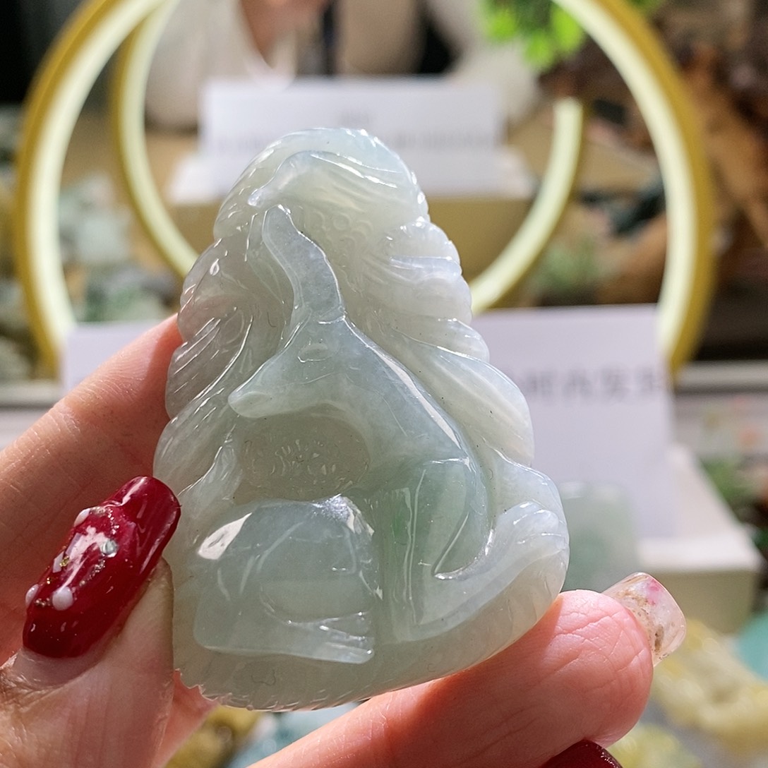 【闪购商品】翡翠颈饰未镶嵌九尾