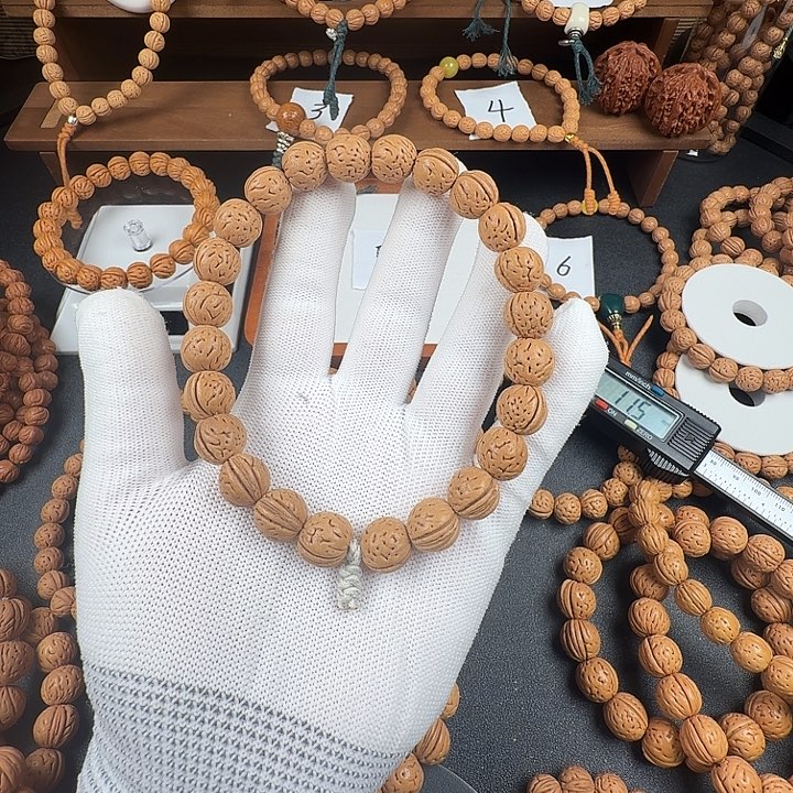 ****伤桃核吊坠222222222