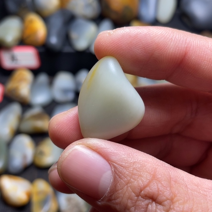 强***博和田玉未镶嵌挂件