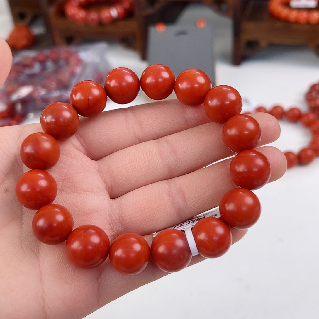 南红玛瑙保山哑光单圈收藏级13mm未镶嵌