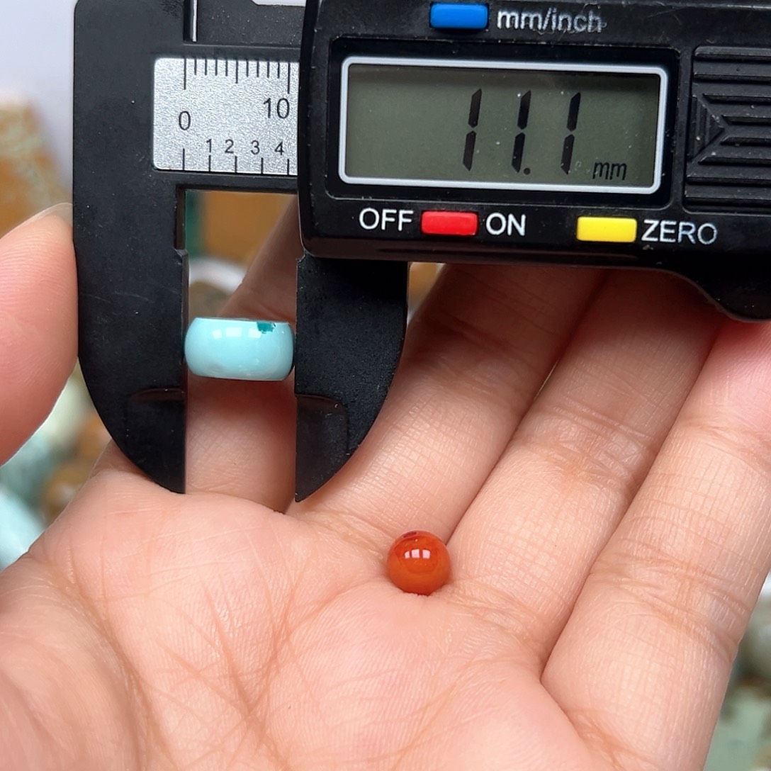 未镶嵌南红玛瑙珠宝奇石