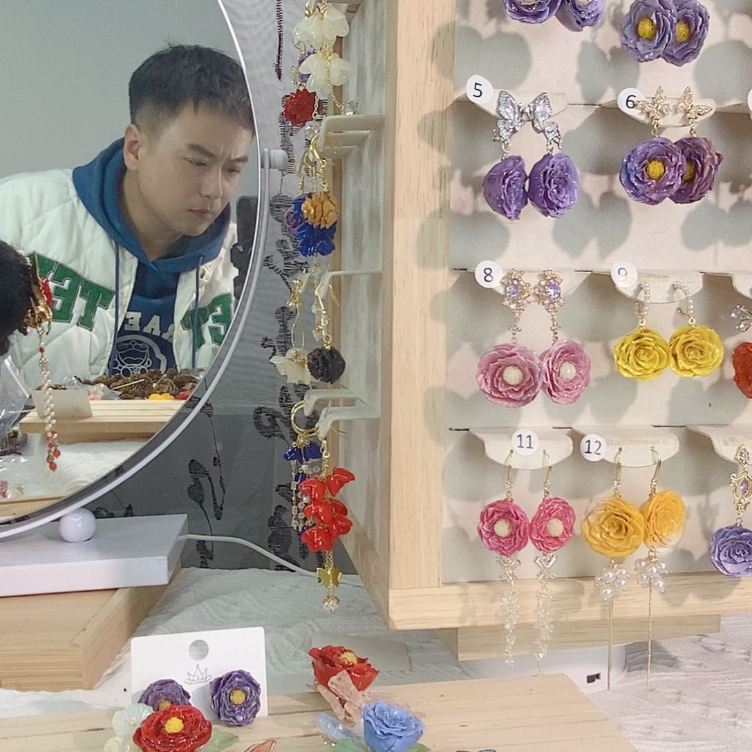 铜合金合金无小**?