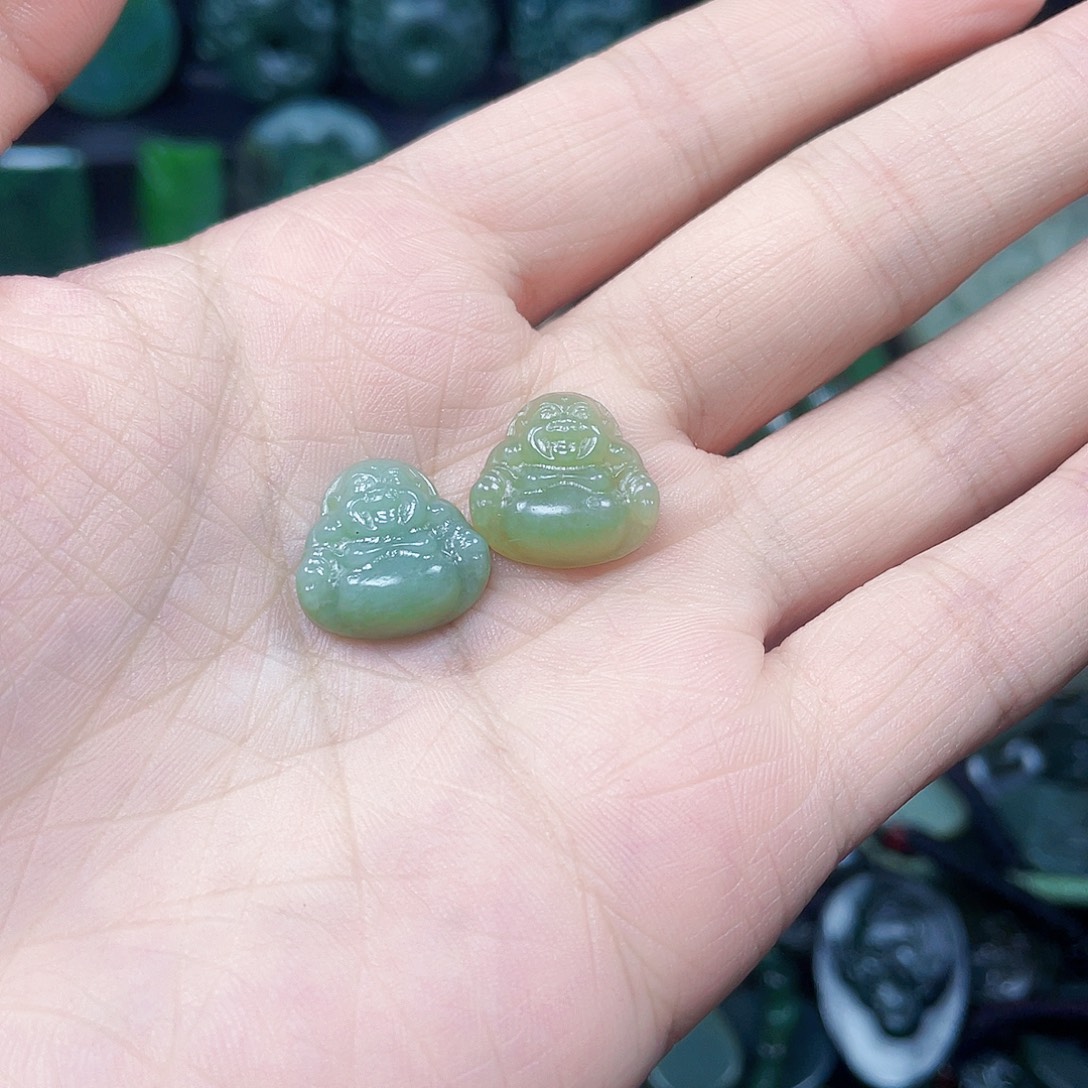 和田玉未镶嵌珠宝奇石