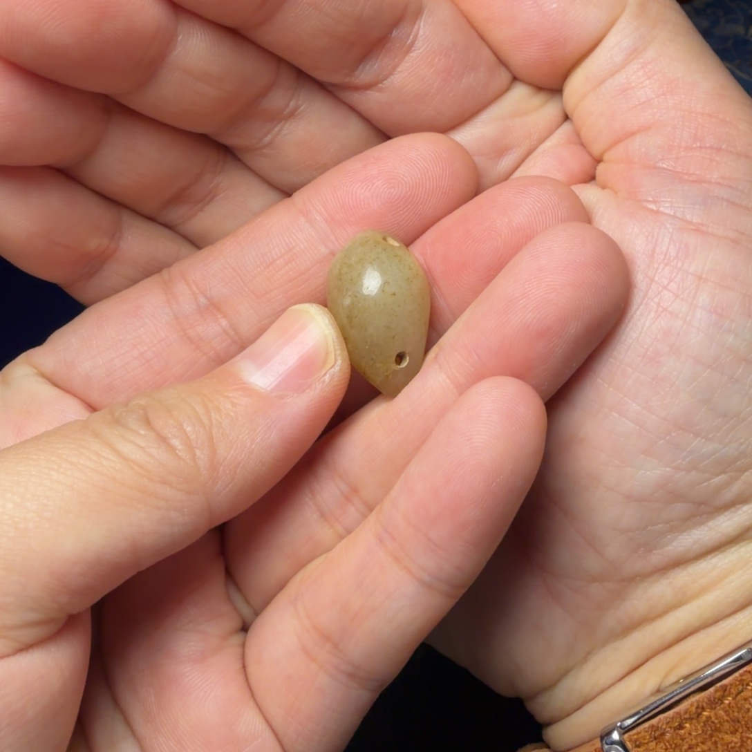 石***天和田玉（糖玉）未镶嵌挂件