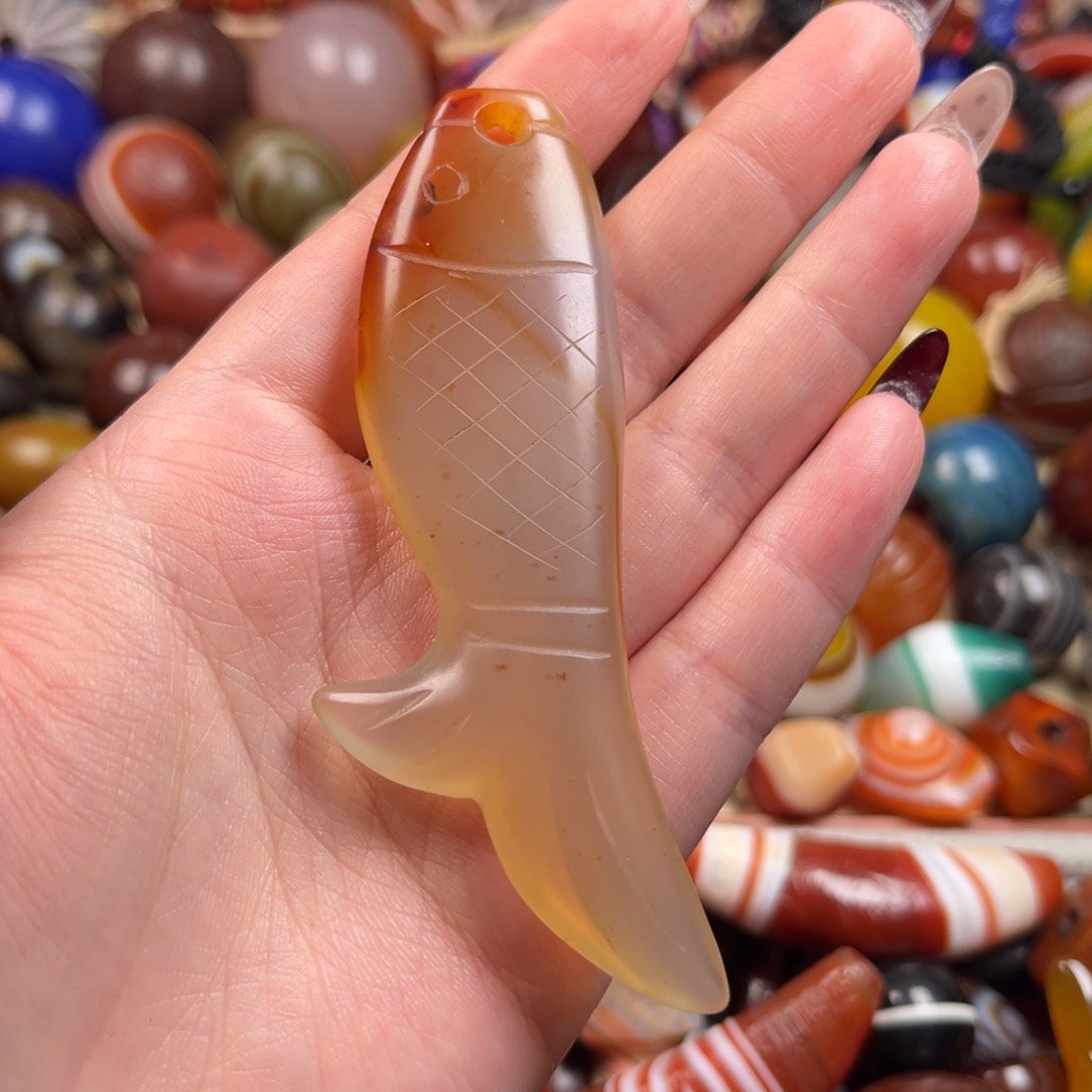 玛瑙/玉髓颈饰未镶嵌