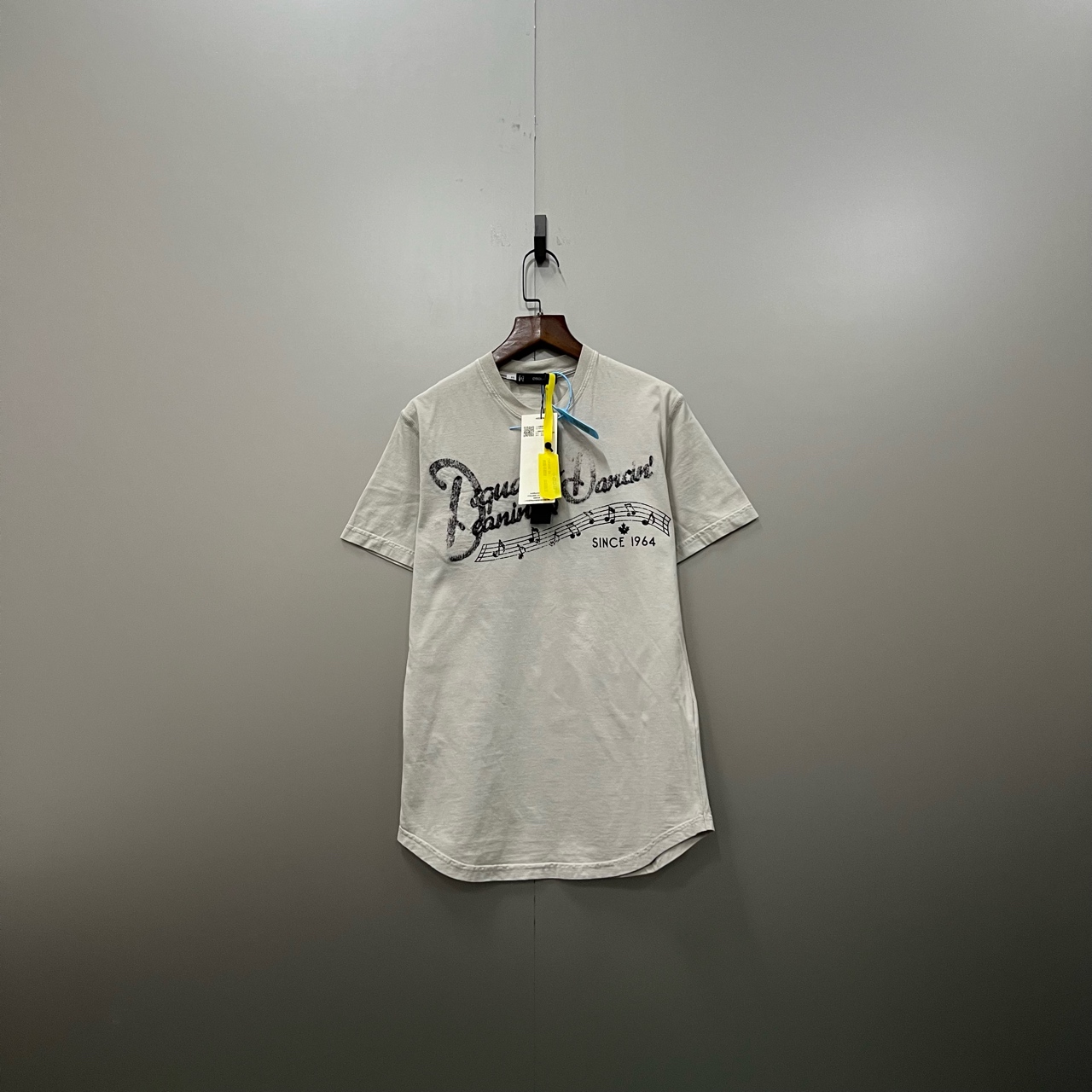 95新  （bb）202  琴谱印花logo短袖 XS码