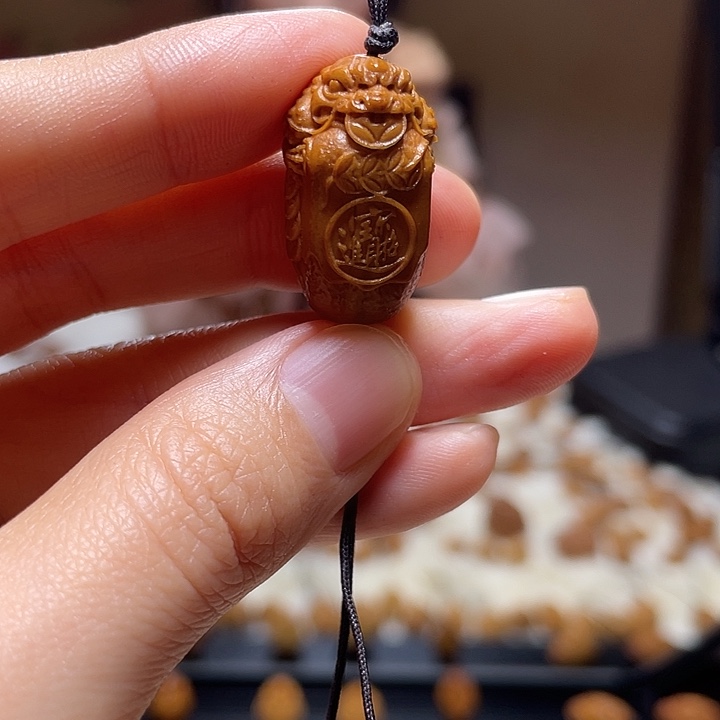 手串/手链橄榄核金蟾