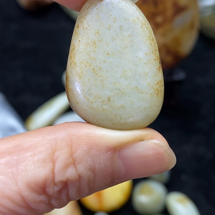 未镶嵌和田玉（糖玉）挂件