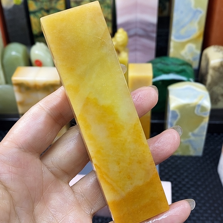 樱***子青田石印石云南石头