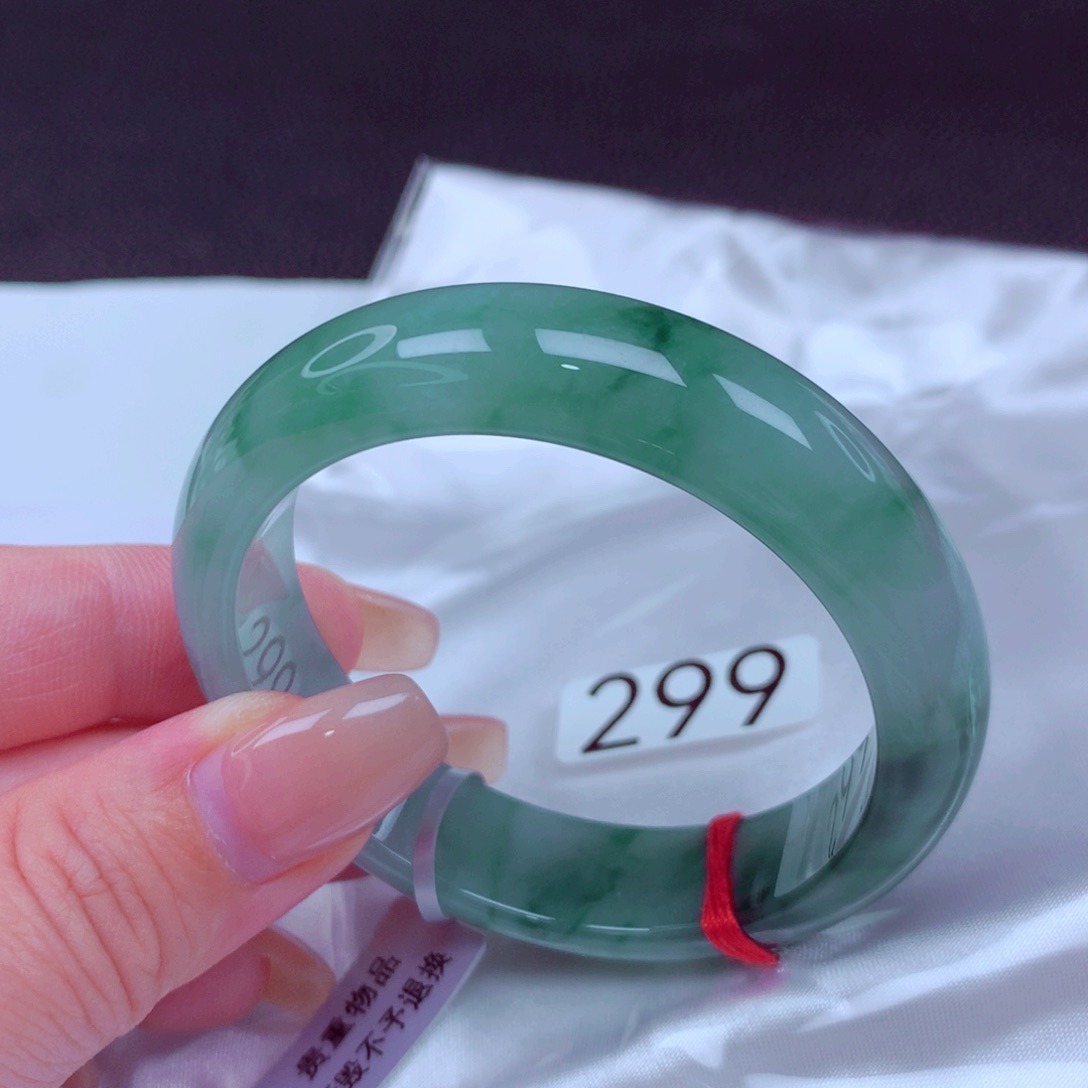 翡翠手镯未镶嵌手镯