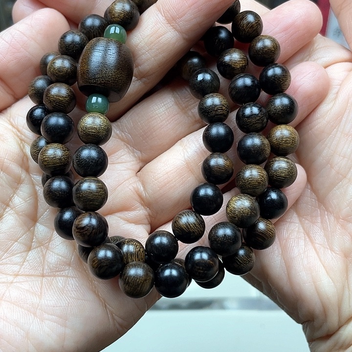 沉香手串园*越南芽庄白奇楠留疤料