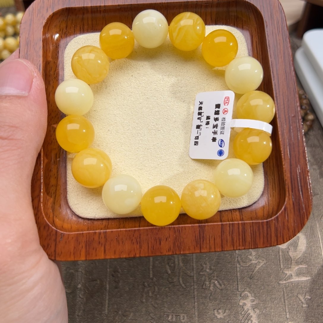 琥珀裸石未镶嵌琥珀裸石未镶嵌139