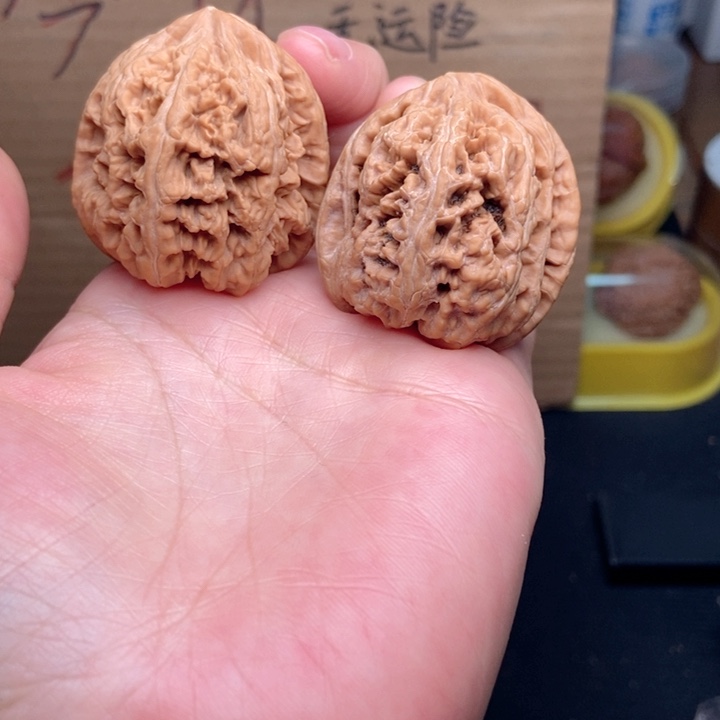 文玩核桃吊坠15粗筋39