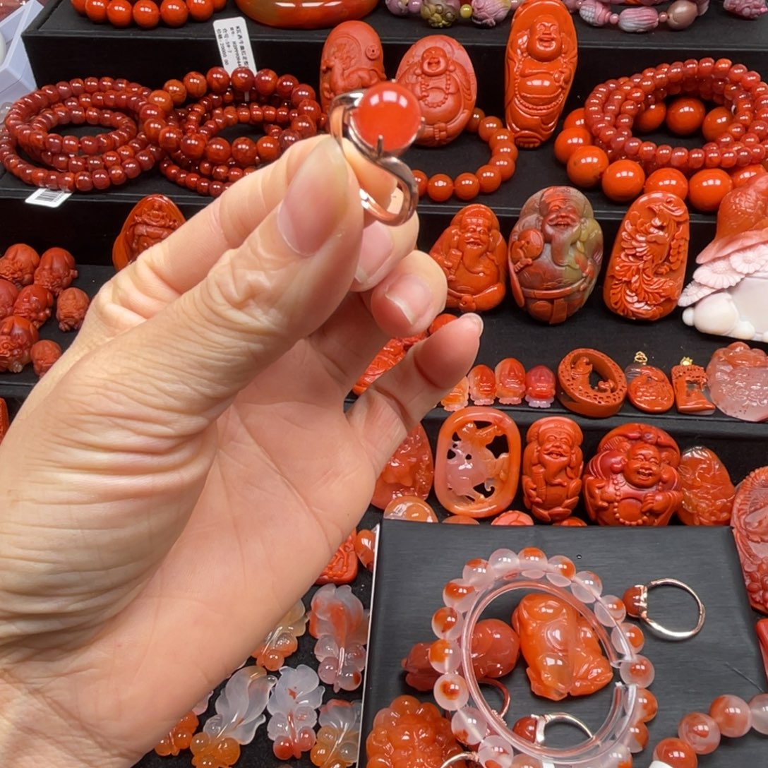 韩***室南红玛瑙未镶嵌南红冰红戒指