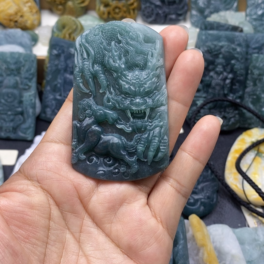 未镶嵌定制翡翠翡翠