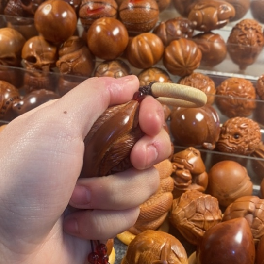 橄榄核吊坠馒头花苞