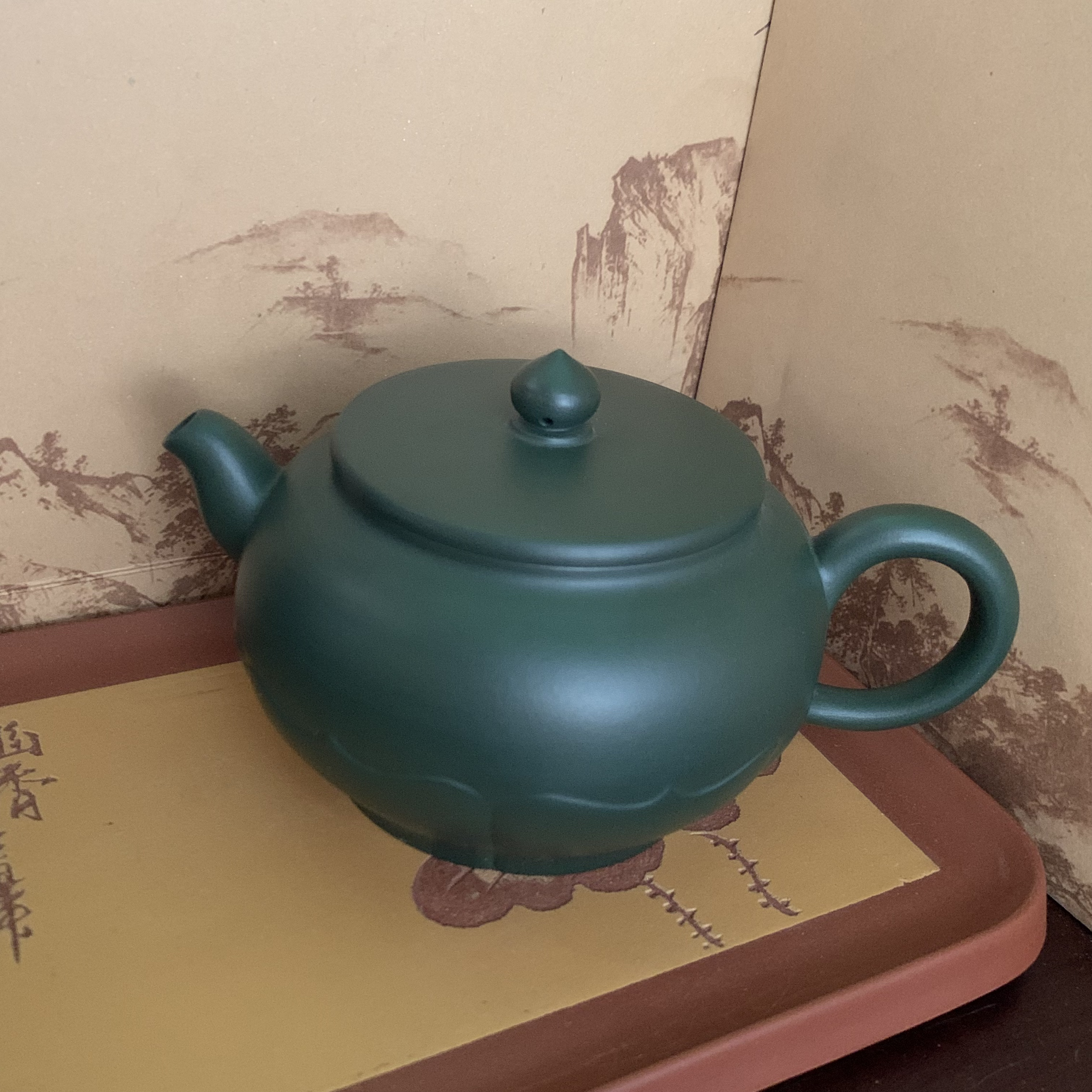 88号宜兴大吉祥绿泥菱花壶全手工