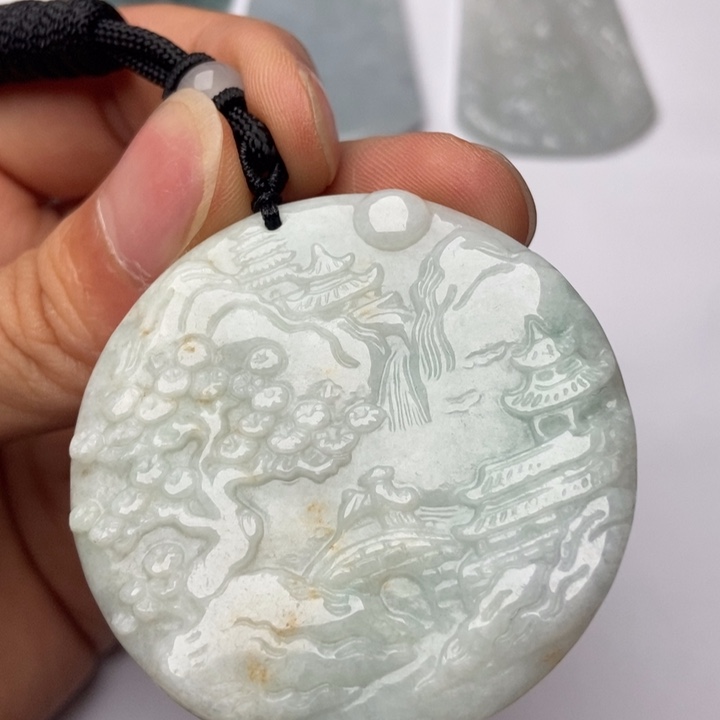 翡翠未镶嵌颈饰翡翠