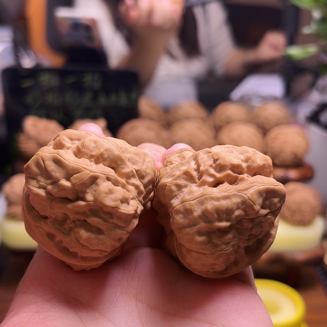 文玩核桃把件40尺白茬蛤蟆9