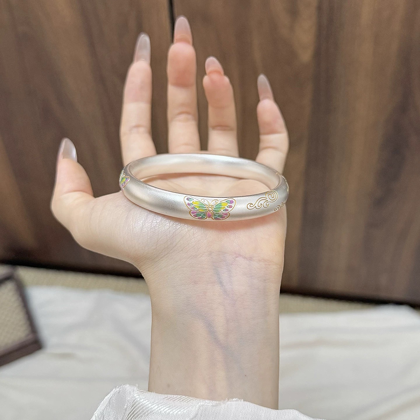 足银手镯 A109足银999.9【彩蝶】泥鳅背手工珐琅中式闭口足银手镯