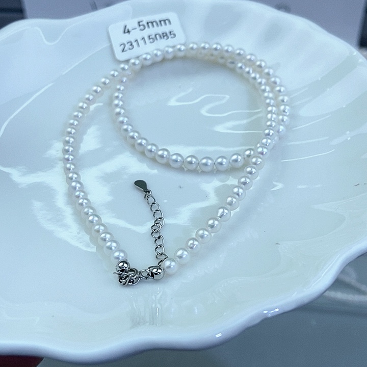 颈饰未镶嵌淡水珍珠
