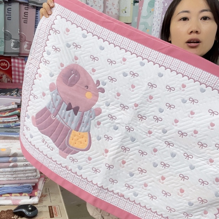 棉特价促销粉色快乐熊