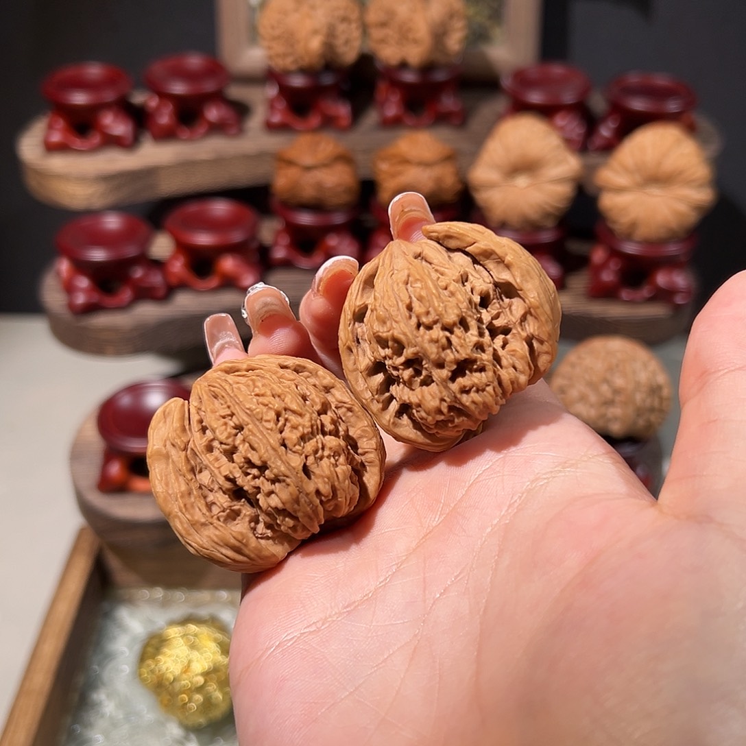 文玩核桃把件全品涿鹿南疆小犀牛