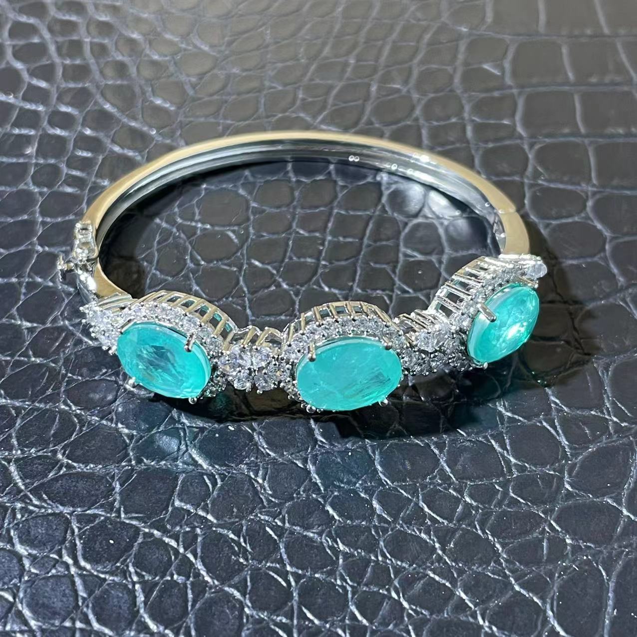 【高端定制】TZA-401时尚设计手镯多样性发一件