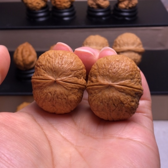 文玩核桃把件铁蛋33