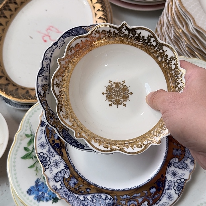 A***E瓷浮雕金沙拉碗20，蓝金15米