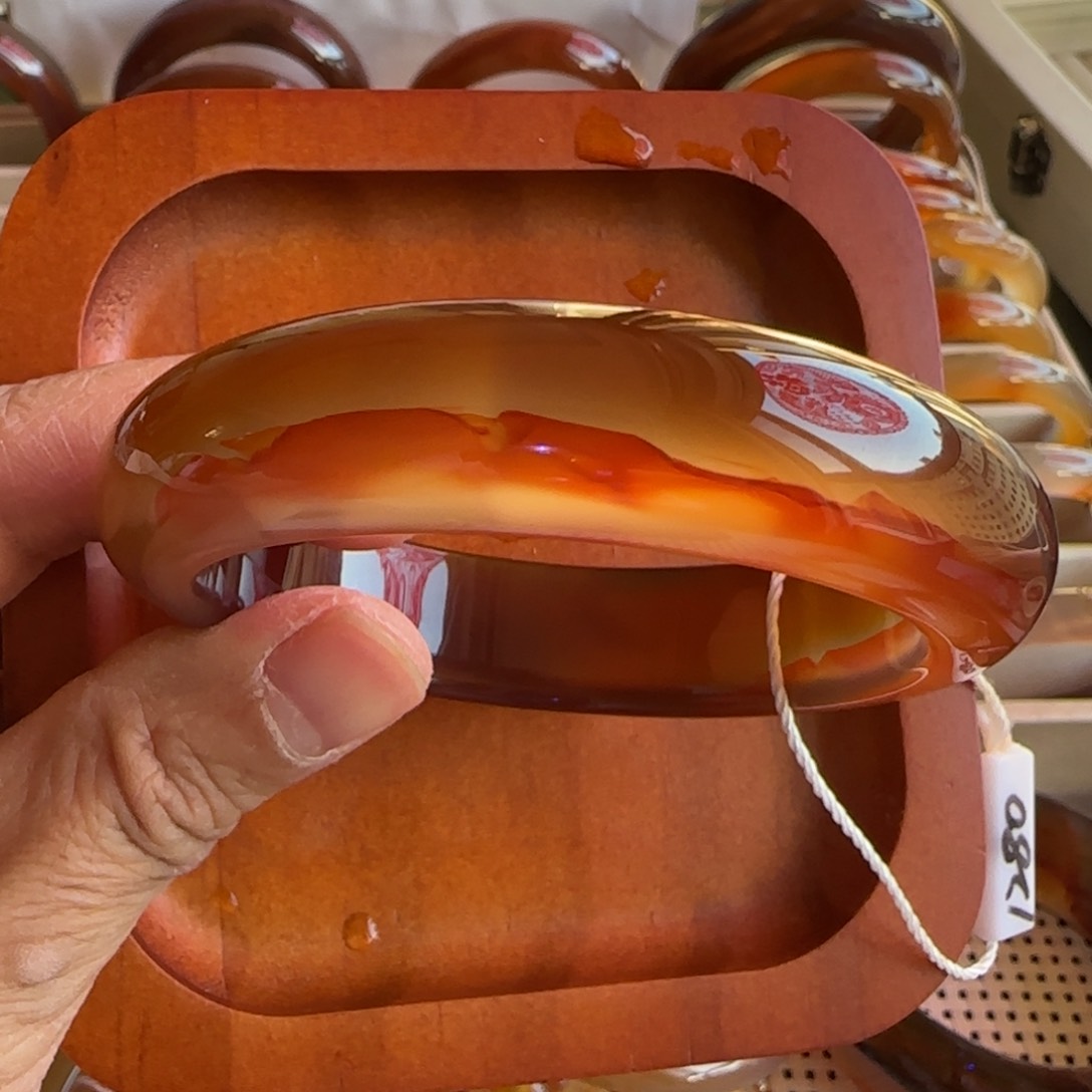 玛瑙/玉髓手镯未镶嵌神****杀