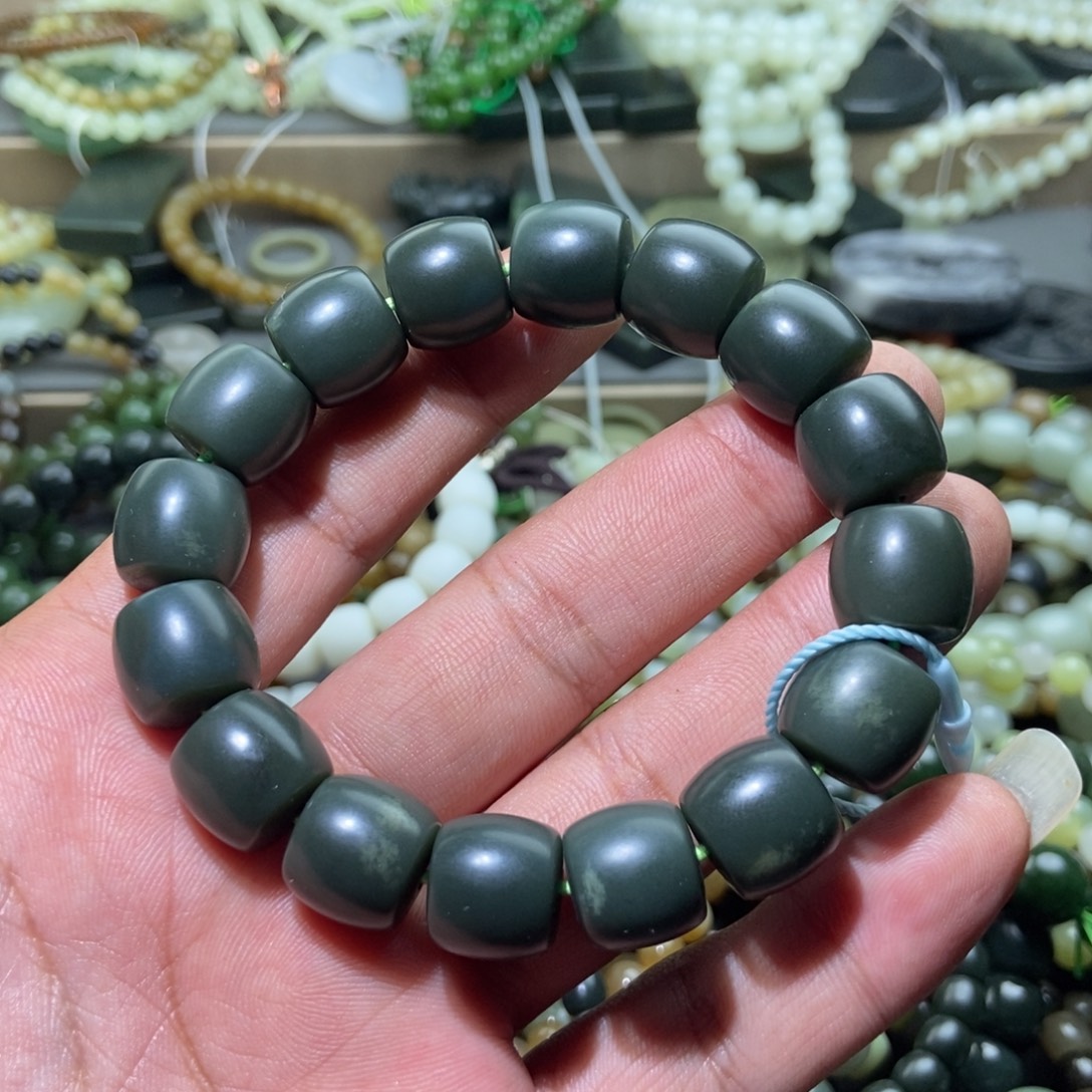 手链未镶嵌和田玉