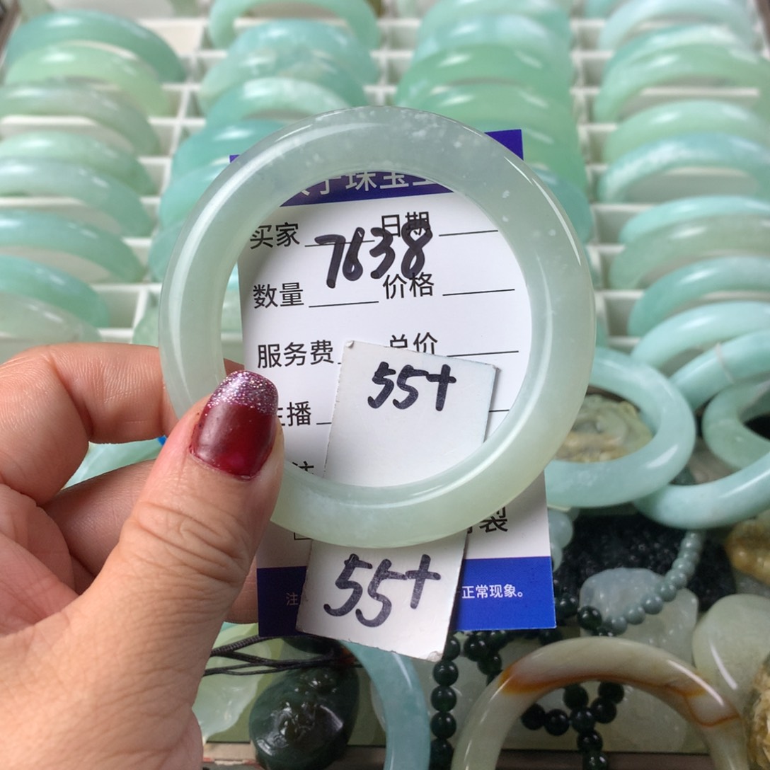 蛇纹石玉手镯未镶嵌7638