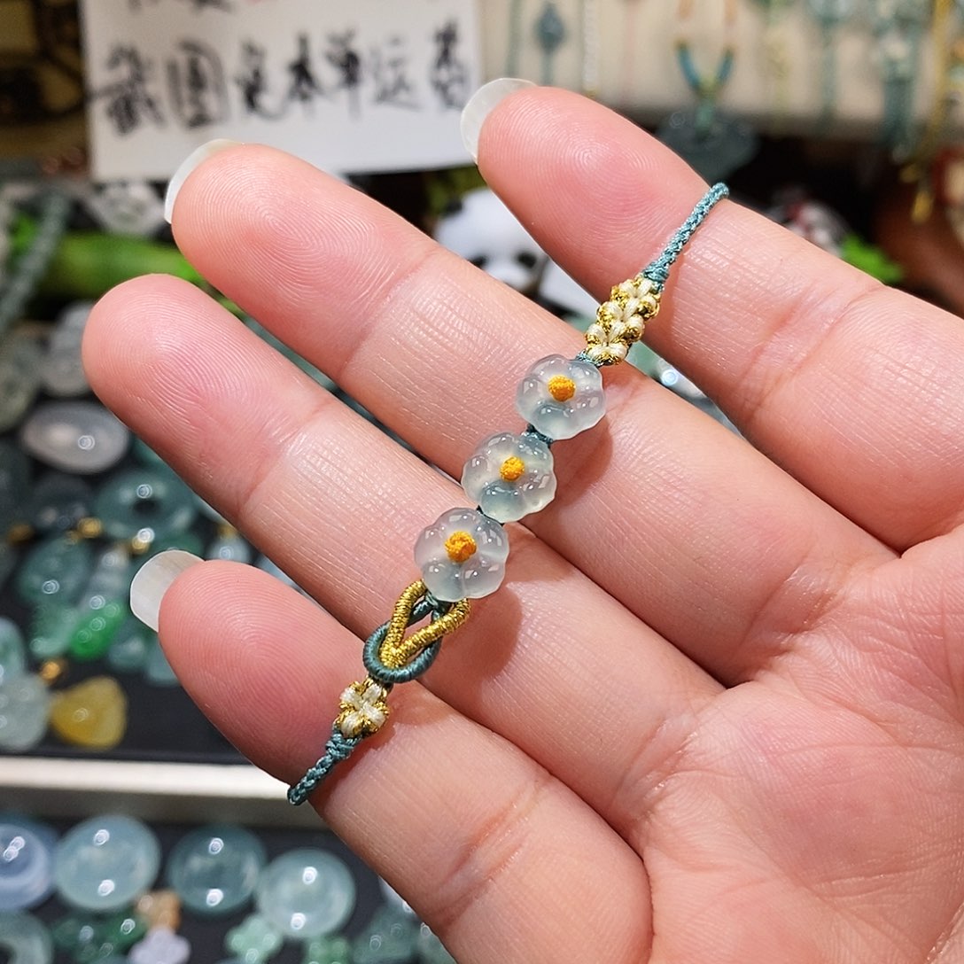 翡翠未镶嵌颈饰三花手绳15