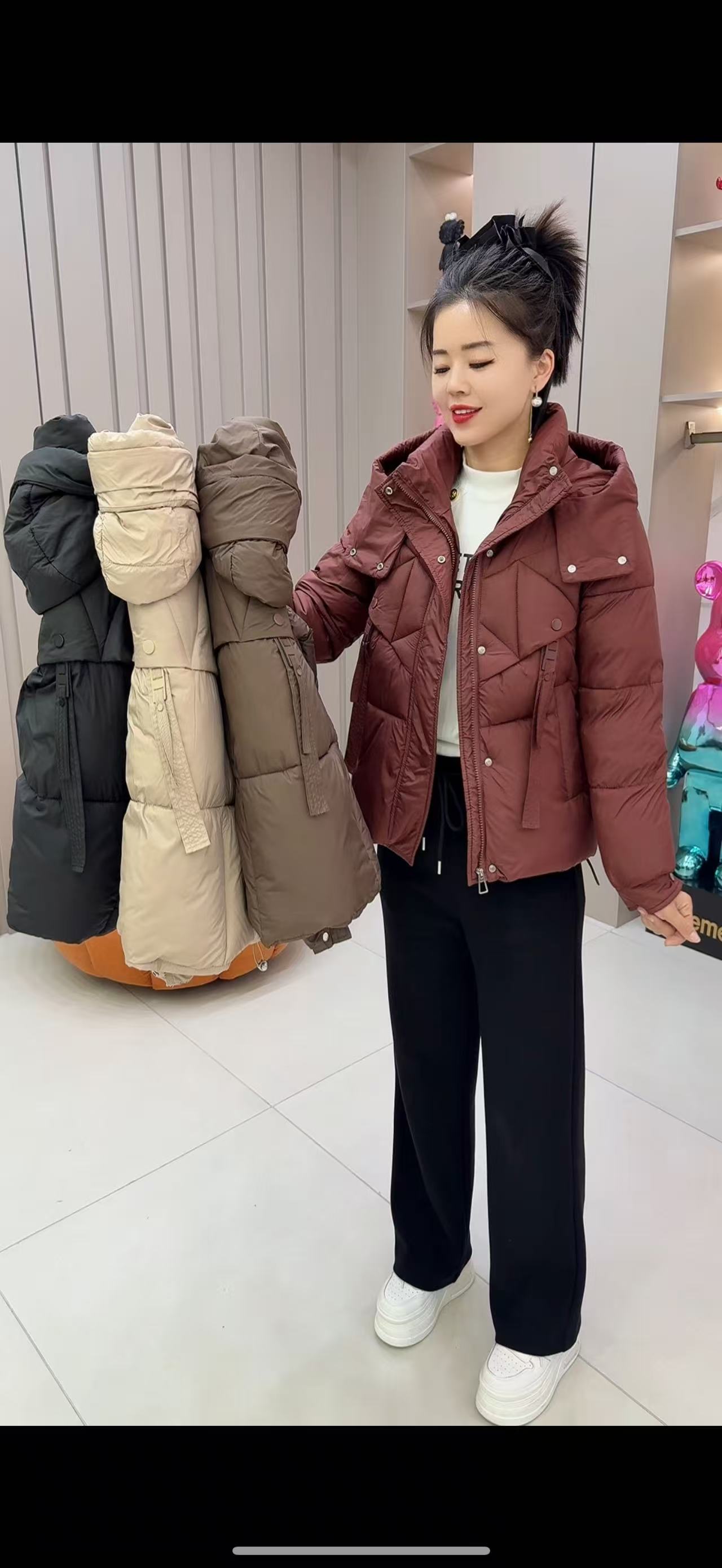 短款纯色保暖宽松型连帽飘带棉服