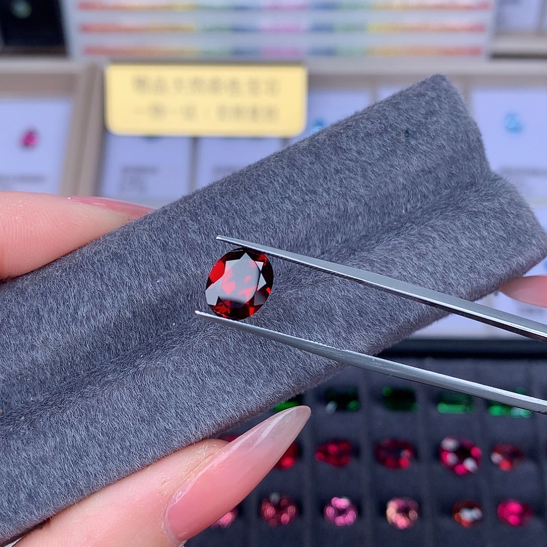 石榴石裸石未镶嵌8*10