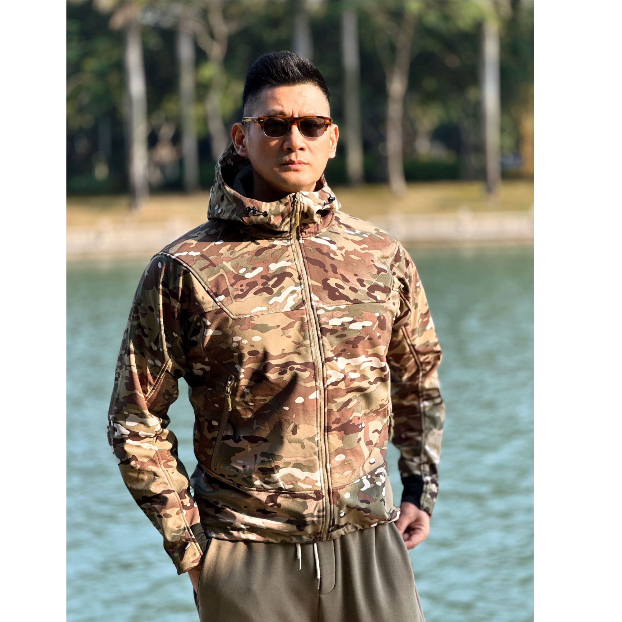 【大叔专属】高端牛货春秋季户外休闲软壳冲锋衣三防连帽夹克