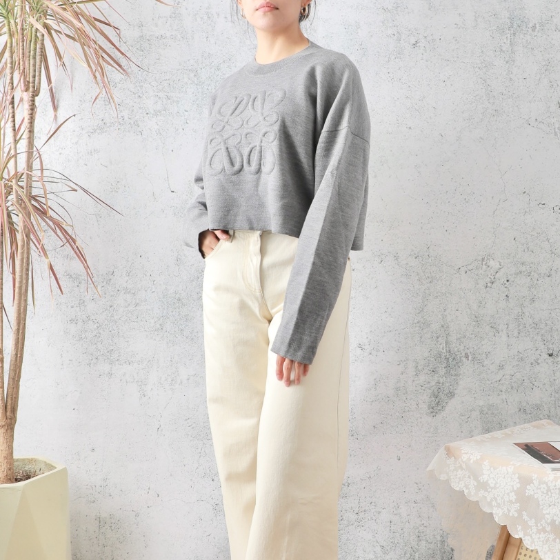 95新 LOEWE/罗意威 【美佳】灰色羊毛短款长袖上衣～M码/2108