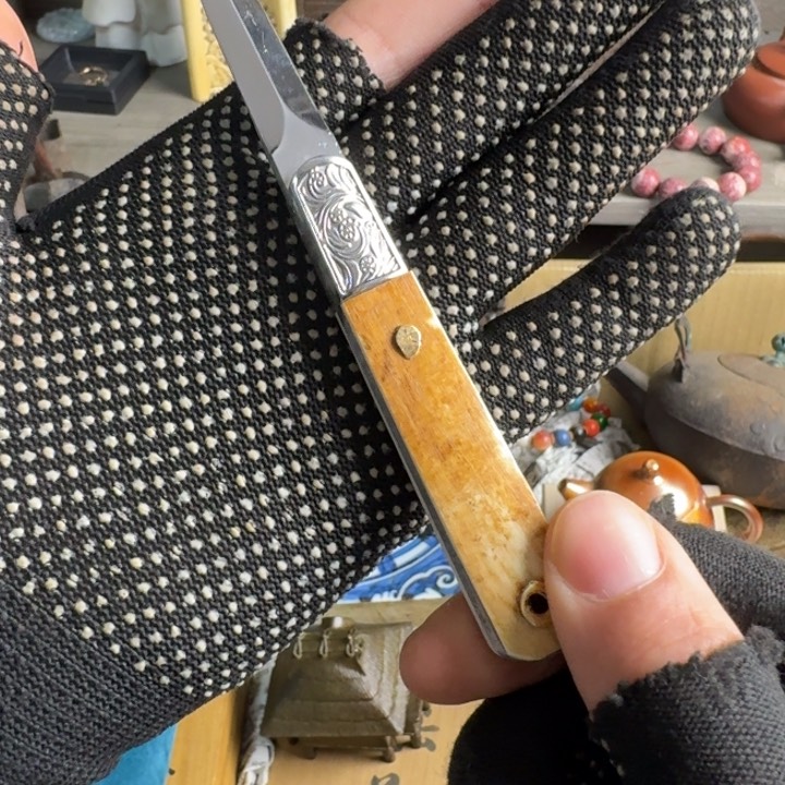 砖雕瓷器工艺品摆件等