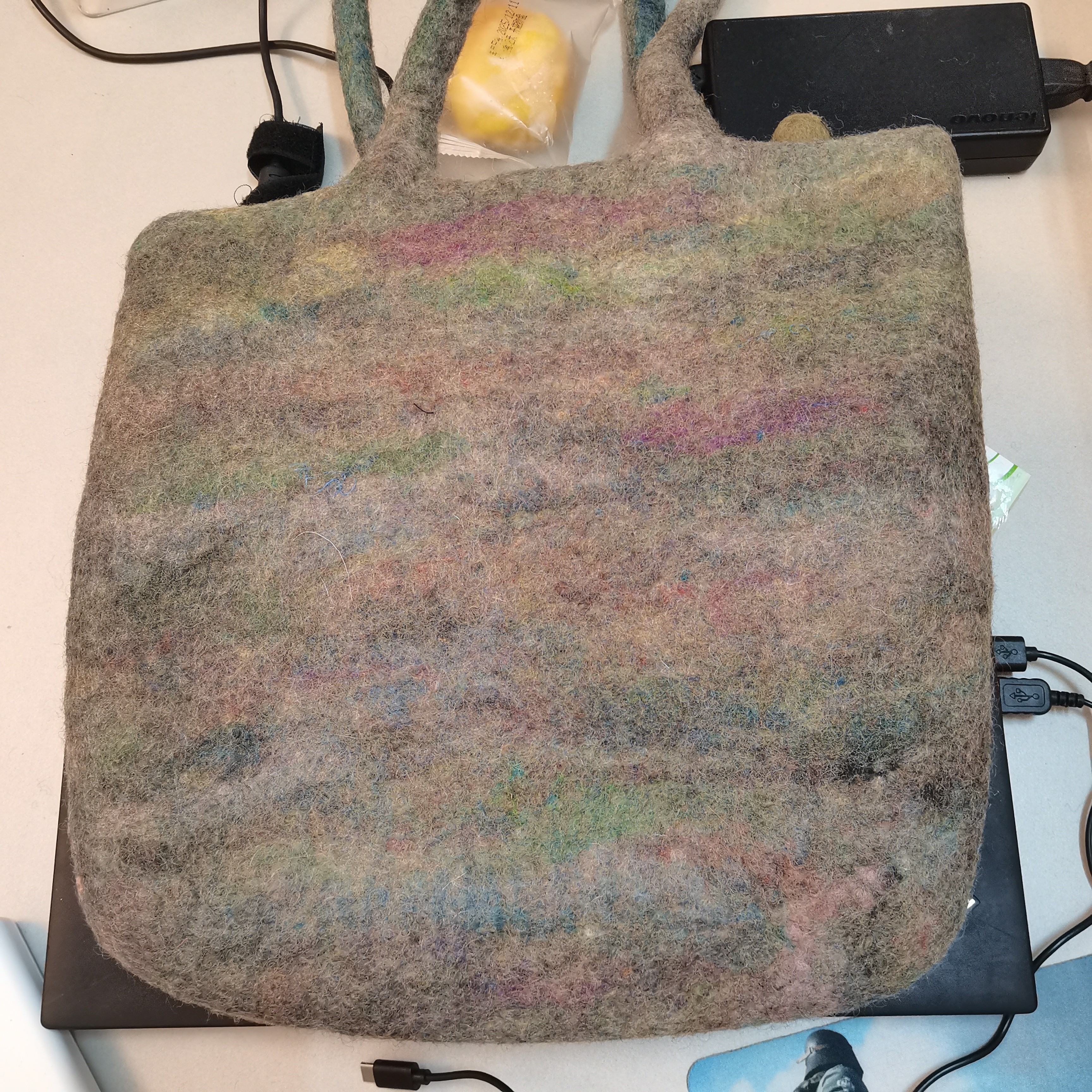 手工毡包手拎包托特包便携ins风可爱潮流简约百搭手机袋手提包