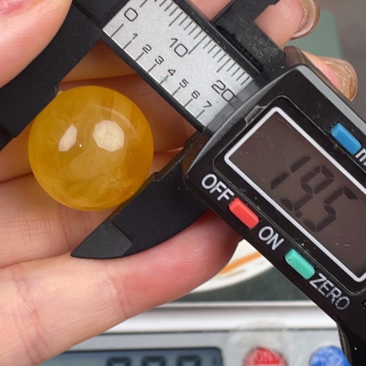 琥珀裸石未镶嵌微瑕1500