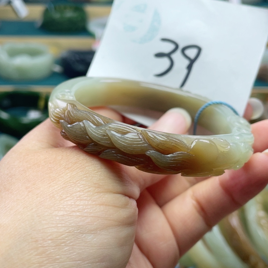 未镶嵌手镯和田玉圈口56