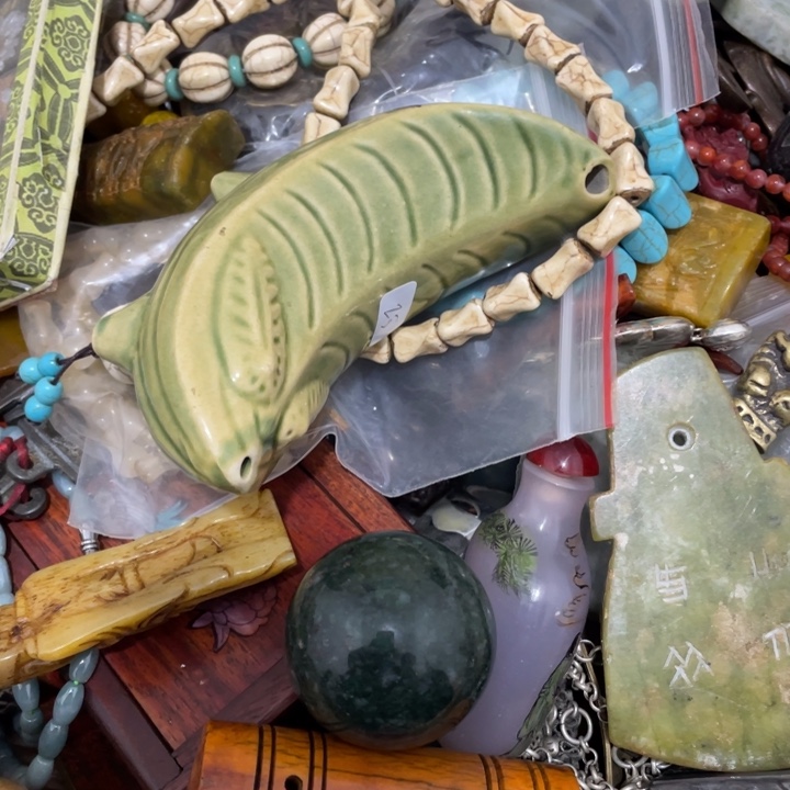 瓷片直播间火爆热卖