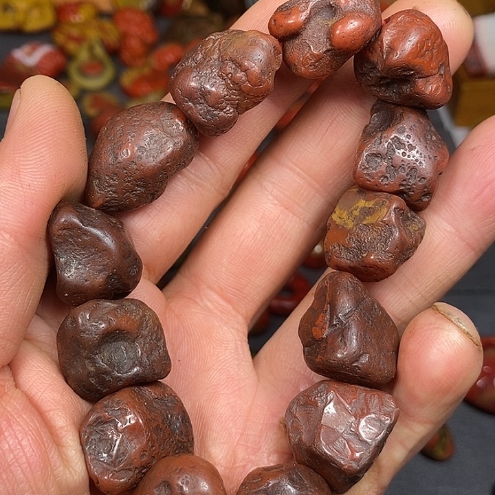 南红玛瑙未镶嵌车挂