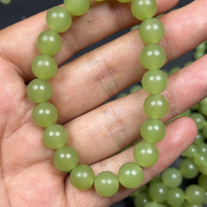 和田玉未镶嵌车挂