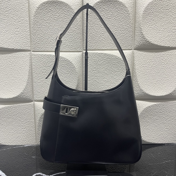 99新/菲拉格慕/包包/市场价15000/250526zb0032