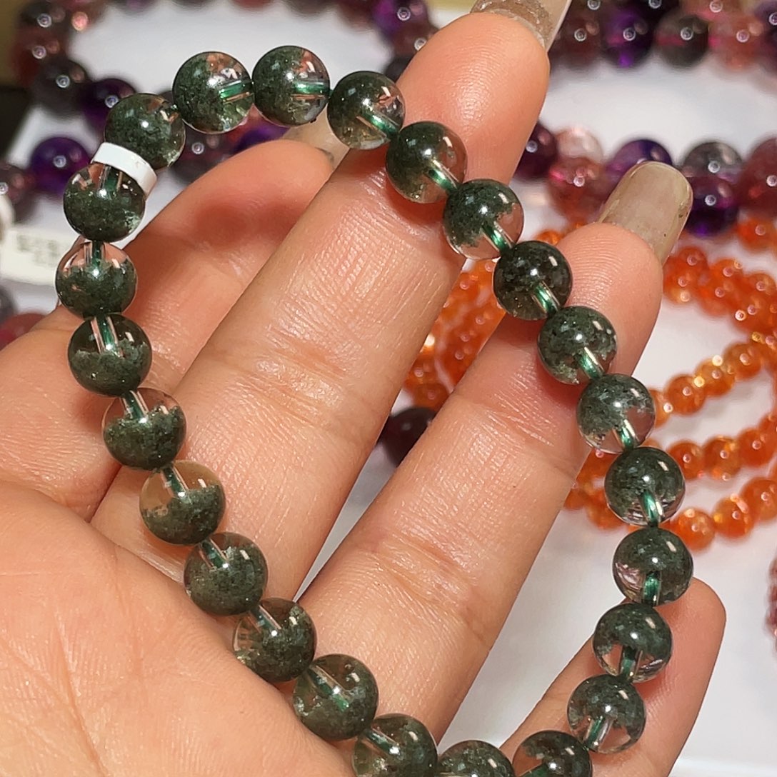 水晶手链未镶嵌千****手链7.8