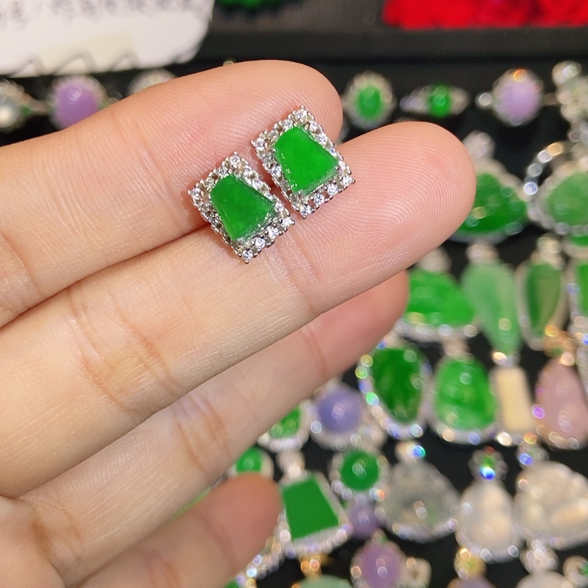 【闪购商品】翡翠未镶嵌耳饰天然翡翠