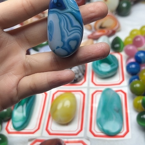 玛瑙/玉髓颈饰未镶嵌